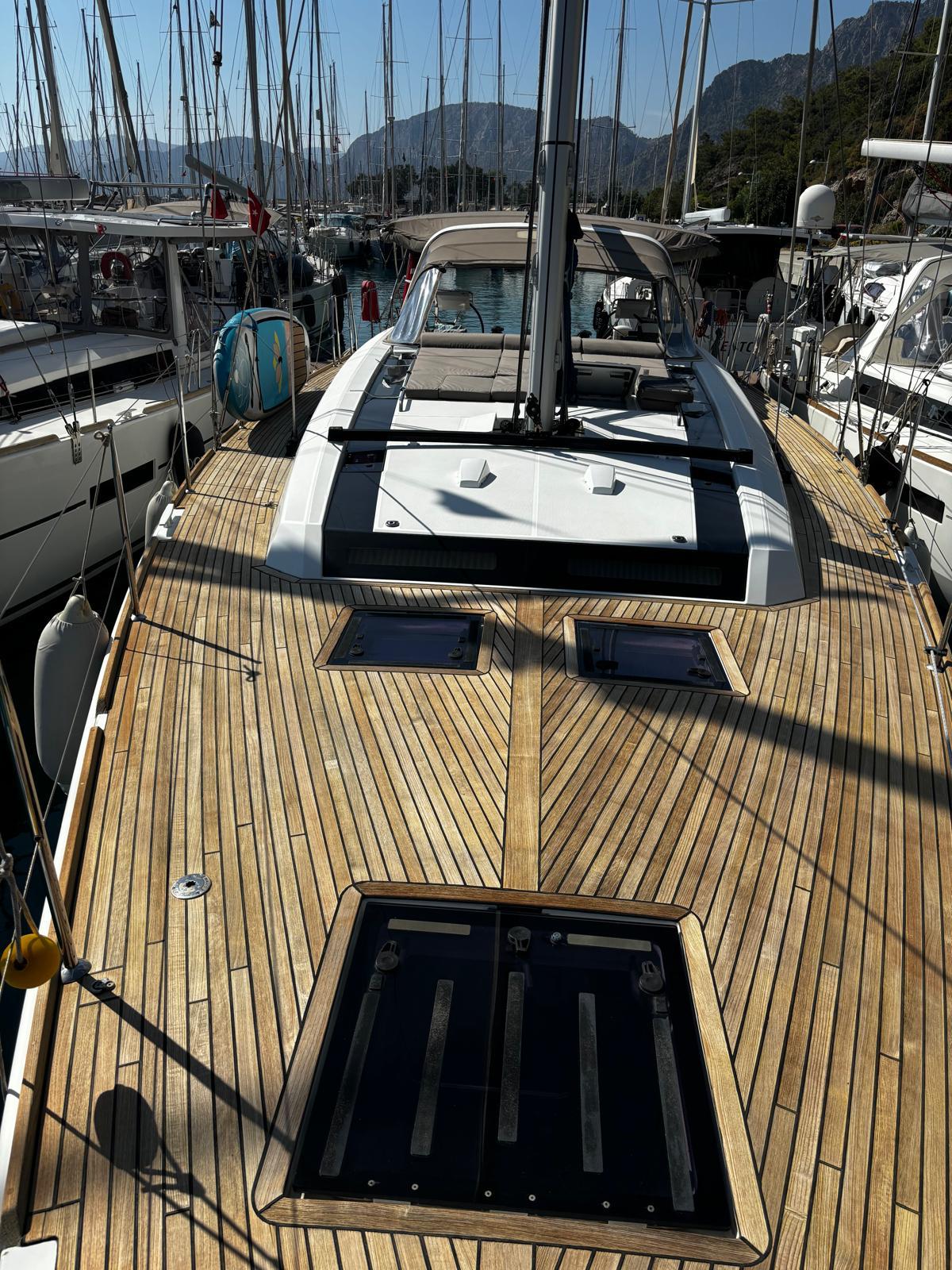 BENETEAU OCEANIS 55