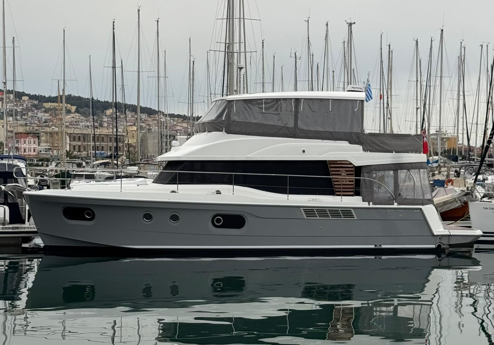 SWIFT TRAWLER 48