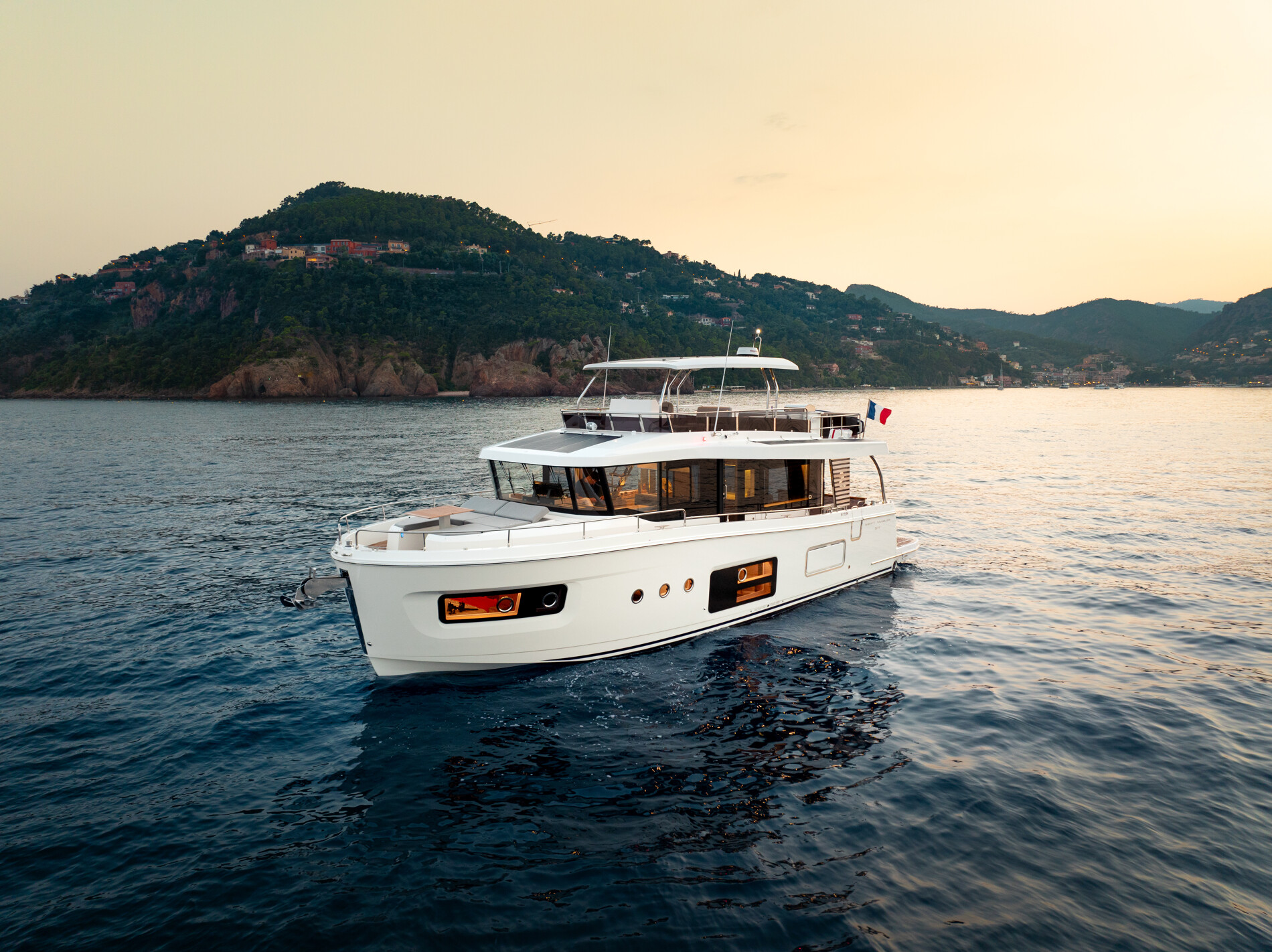 SWIFT TRAWLER 54